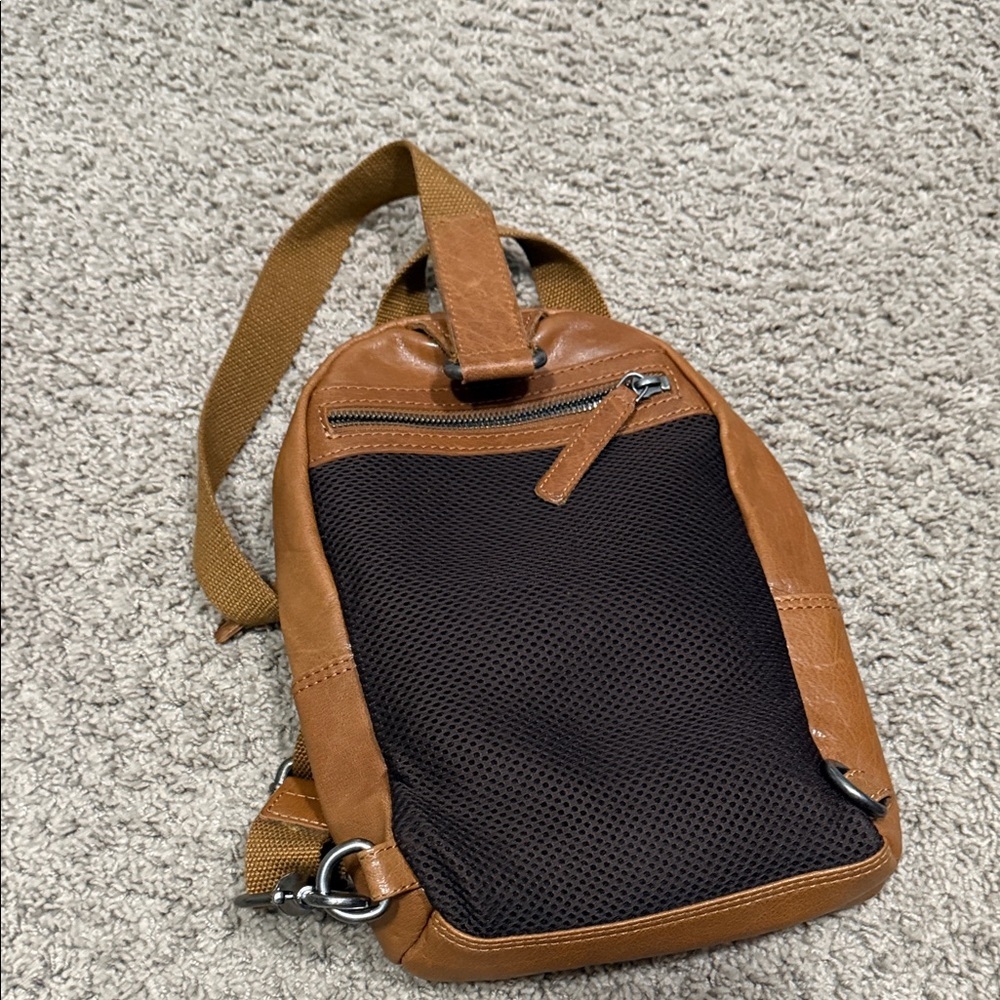 Spikes and sparrow Tan Leather Belt Bag - Picture 5 of 5